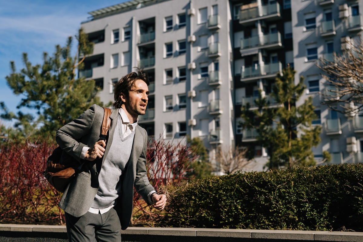 la-course-au-numerique-une-necessite-mais-des-absents-sur-la-ligne-de-depart